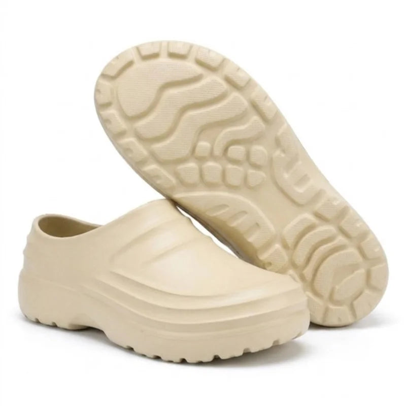 Men's Non-Slip Clogs with Wide Footbed