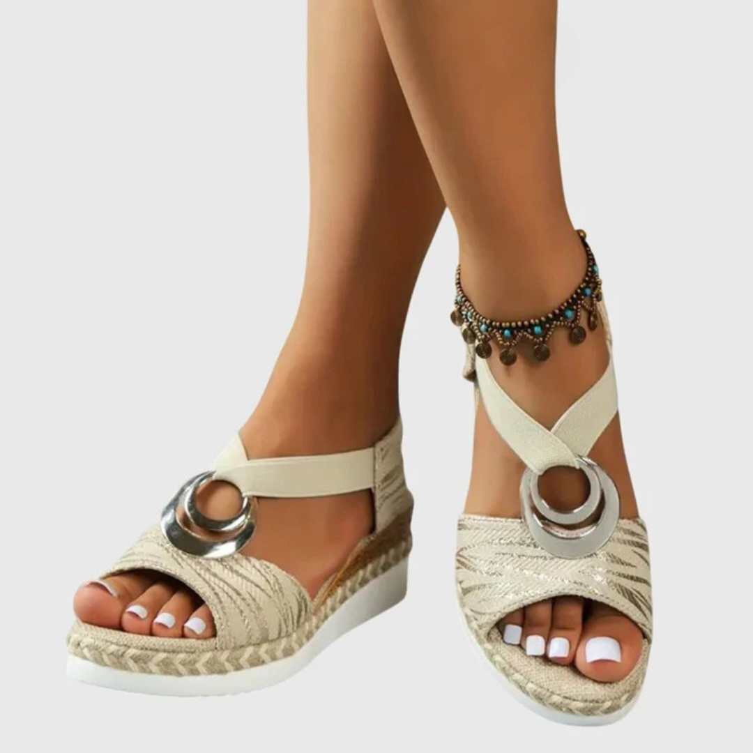 Women's Textured Strap Cushioned Platform Sandals