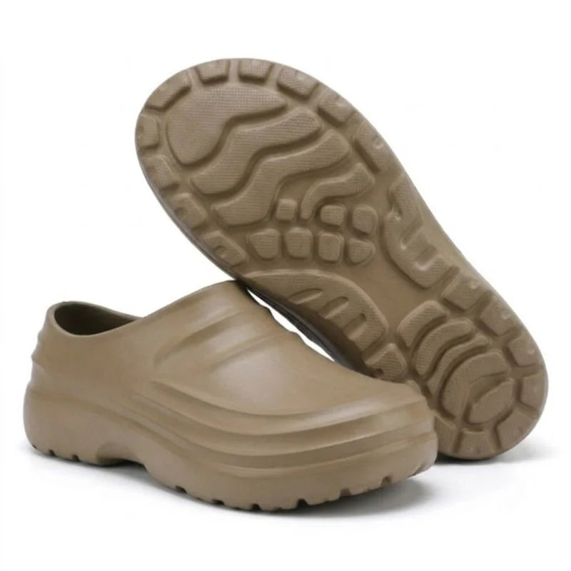 Men's Non-Slip Clogs with Wide Footbed