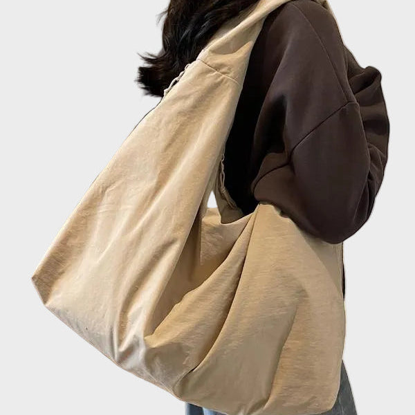 Women's Refined Black Bag