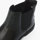 Matteo Ricci | Classic Chelsea Leather Boots with Timeless Edge For Men