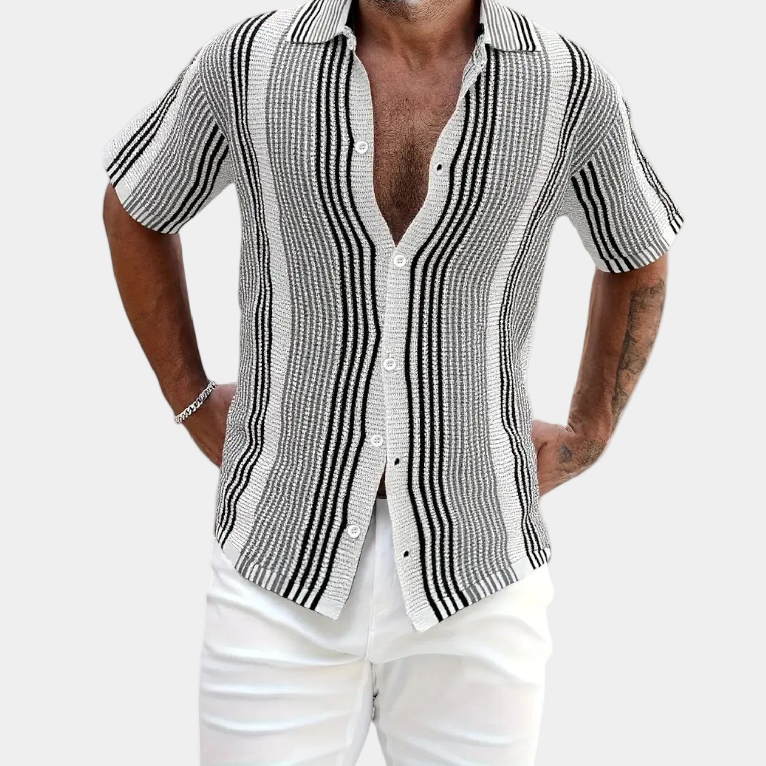 Men's Striped Short Sleeve Button-Up Shirt